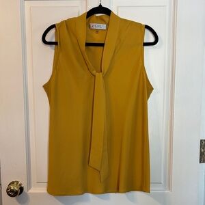 Kasper Women's Yellow Sleeveless Blouse